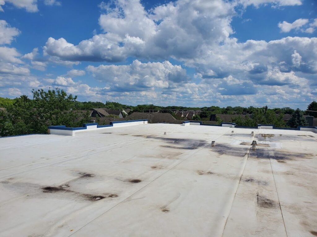 Searching for the best commercial gutter cleaning company in Illinois, Indiana, or Wisconsin? Look no further! We are the only company dedicated 100% to servicing commercial properties, from office buildings to industrial complexes.